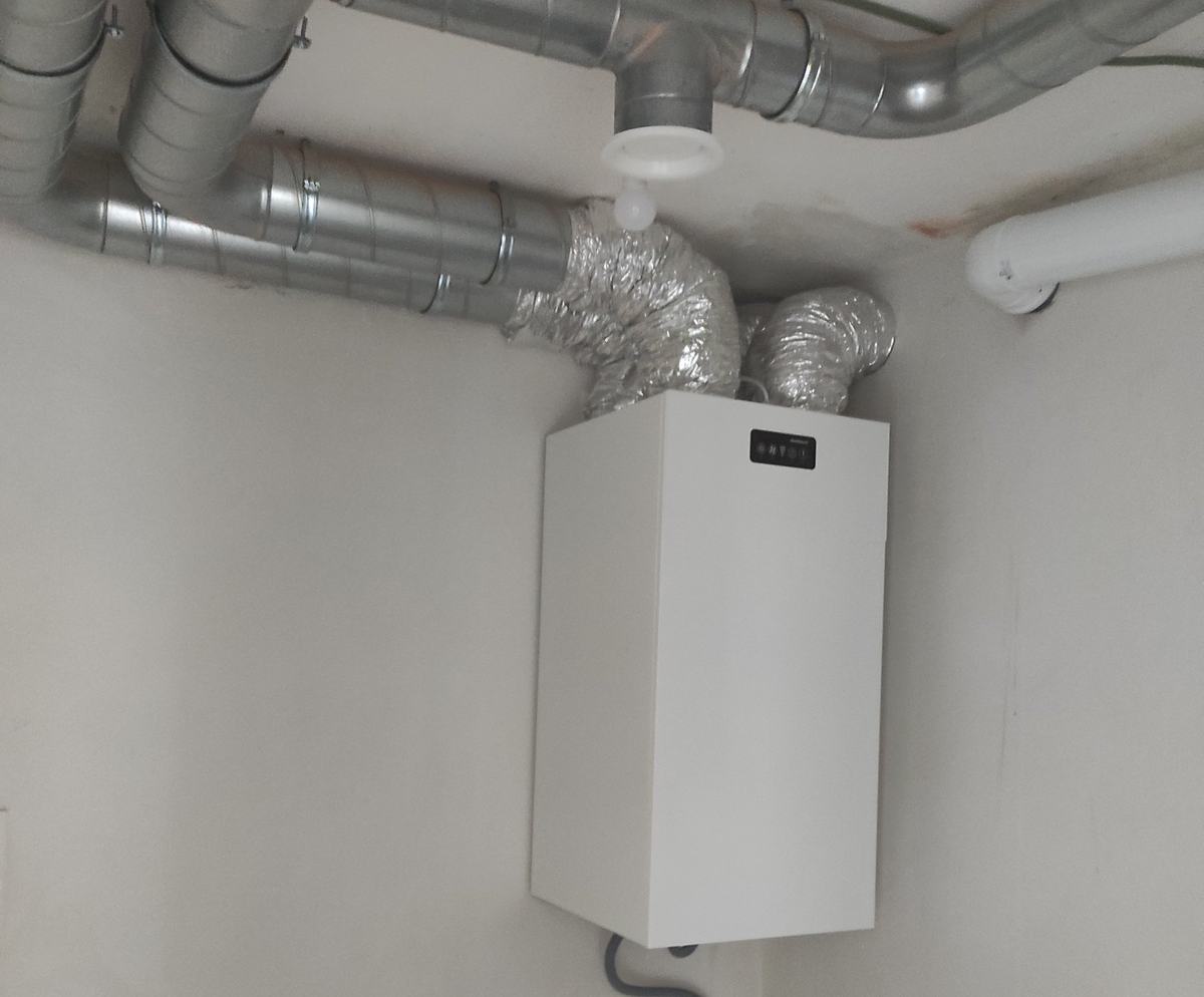 Ventilatietoestel in een appartement